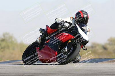 media/Dec-01-2025-Moto Forza (Mon) [[2daa91e15f]]/2-Intermediate Group/Session 2 Turn 9 Entry/